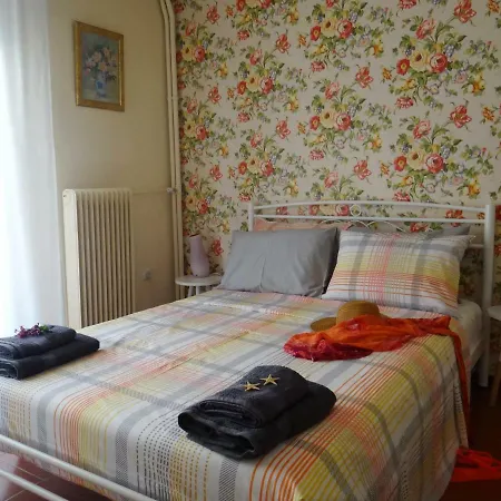 Apartment Floral Tribute Kavala