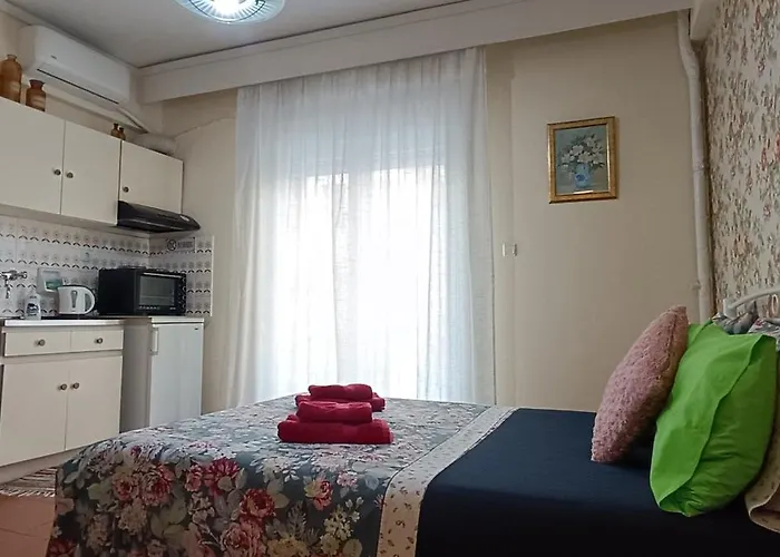 Floral Tribute Apartment Kavala