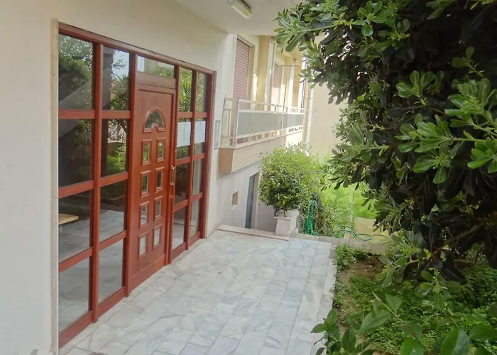 Апартаменты Floral Tribute *